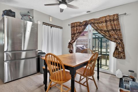 Tiny photo for 905 E GERHART Street, Kokomo, IN 46901 (MLS # 202619462)