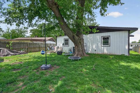 Tiny photo for 905 E GERHART Street, Kokomo, IN 46901 (MLS # 202619462)