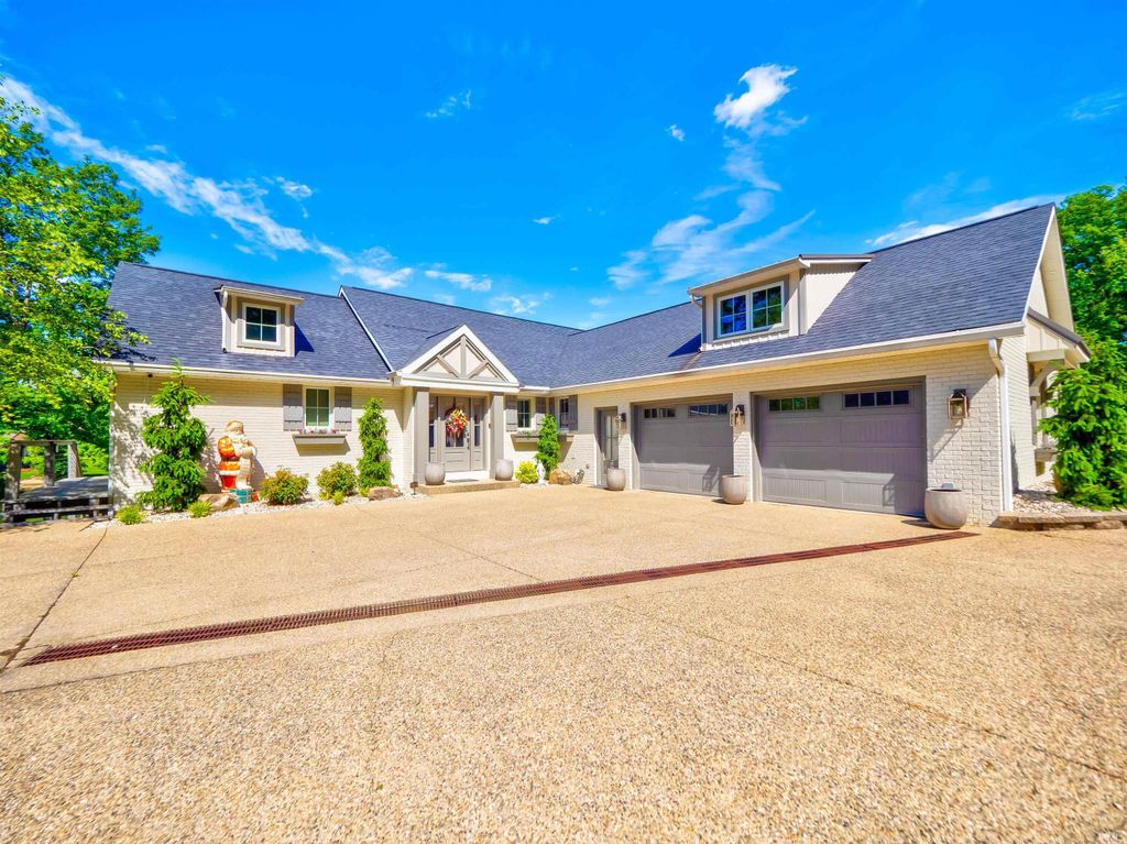 Photo of 464 W PRANCER DR N, Santa Claus, IN 47579 (MLS # 202616555)