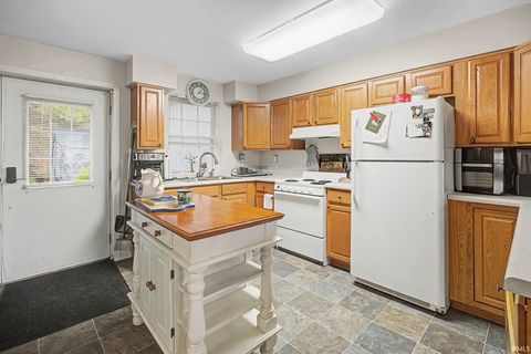 Tiny photo for 1802 W Monroe Street, Kokomo, IN 46901 (MLS # 202605475)