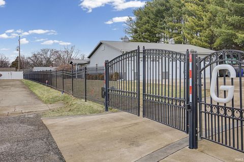 Tiny photo for 1802 W Monroe Street, Kokomo, IN 46901 (MLS # 202605475)