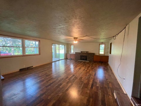 Tiny photo for 2111 N 200 E Road, Winamac, IN 46996 (MLS # 202623801)