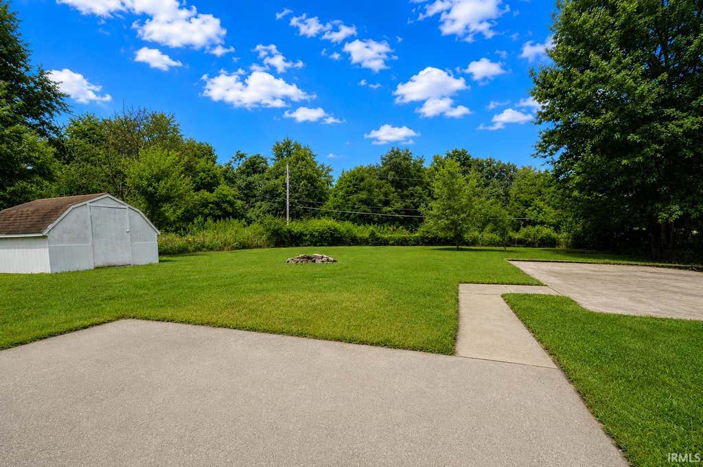 Photo of 6410 Salge Drive, Fort Wayne, IN 46835 (MLS # 202632825)