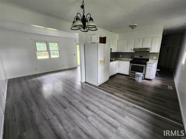 Photo of 501 Jackson Heights Road, Plymouth, IN 46563 (MLS # 202637079)