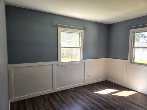 Tiny photo for 1658 W Broadway Street, Kokomo, IN 46902 (MLS # 202641915)