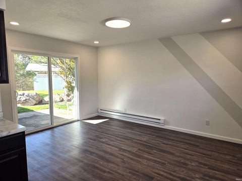 Tiny photo for 1658 W Broadway Street, Kokomo, IN 46902 (MLS # 202641915)