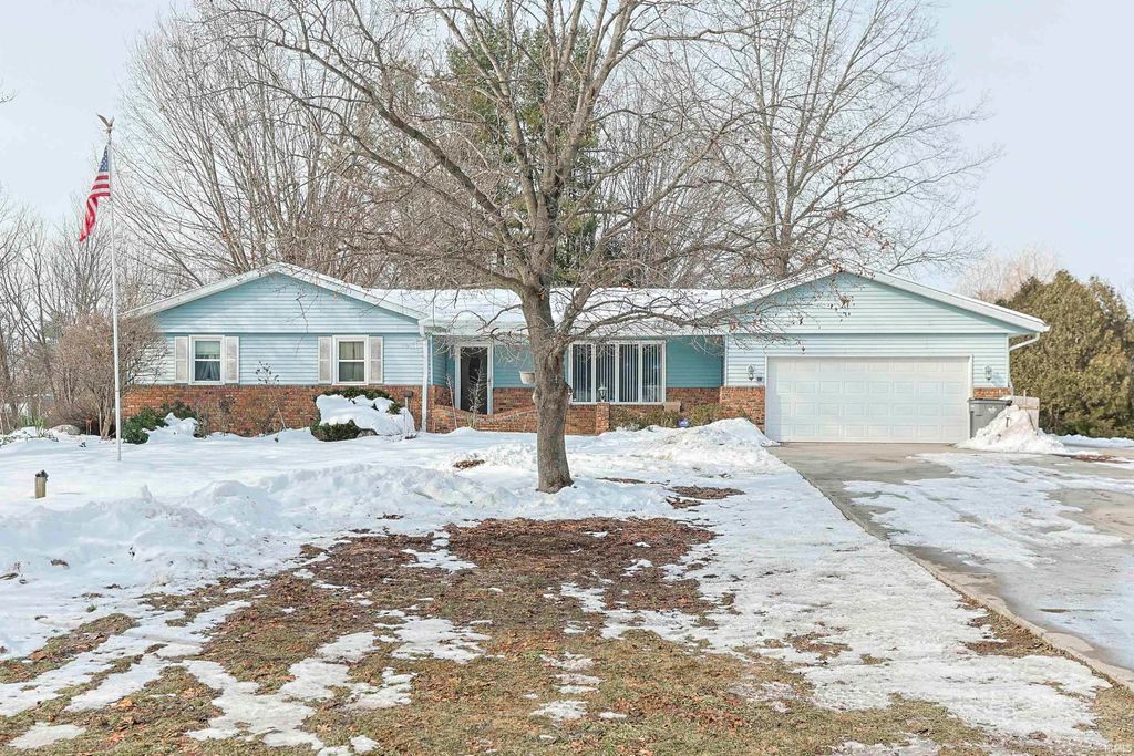 Photo of 54225 Ash Road, Osceola, IN 46561 (MLS # 202603704)