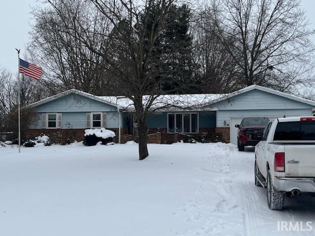 Photo of 54225 Ash Road, Osceola, IN 46561 (MLS # 202603704)