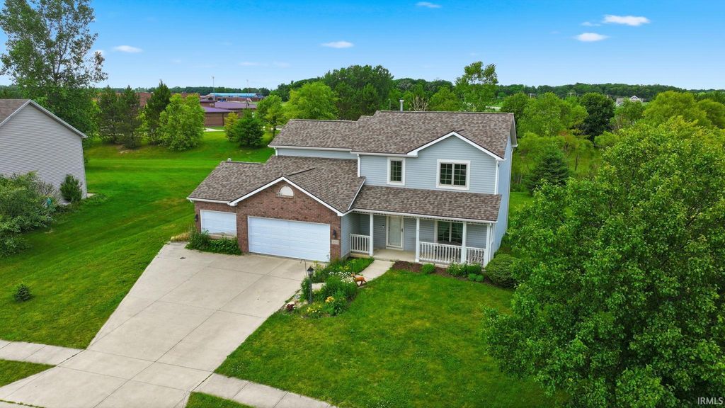 Photo of 3518 Flowing Brook Drive, Fort Wayne, IN 46818 (MLS # 202623720)