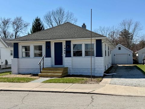 Photo of 1905 S Lafountain Street, Kokomo, IN 46902 (MLS # 202607723)