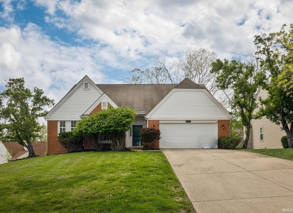 Photo of 2254 S Olde Mill Drive, Bloomington, IN 47401 (MLS # 202642218)