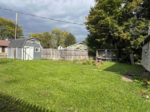 Tiny photo for 376 Indiana Street, Wabash, IN 46992 (MLS # 202642071)