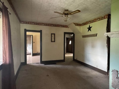 Tiny photo for 376 Indiana Street, Wabash, IN 46992 (MLS # 202642071)