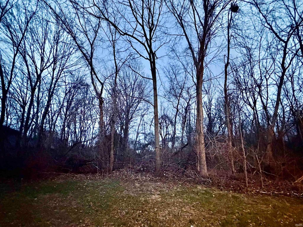 Photo of 9814 Crown Point Drive, Fort Wayne, IN 46804 (MLS # 202608868)