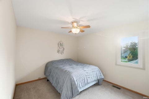 Tiny photo for 2618 Buckhurst Run, Fort Wayne, IN 46815 (MLS # 202644931)