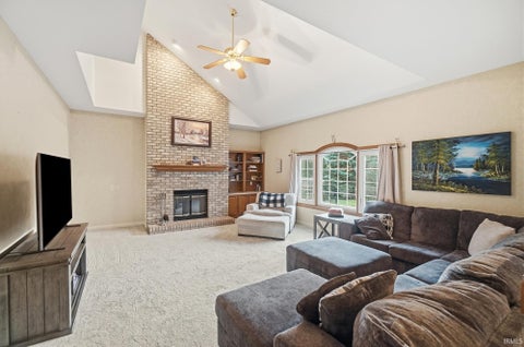 Tiny photo for 2618 Buckhurst Run, Fort Wayne, IN 46815 (MLS # 202644931)