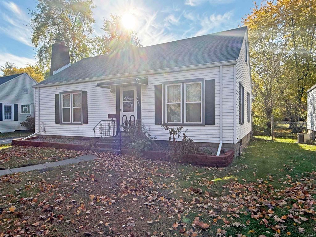 Photo of 2640 38th Street, Highland, IN 46322 (MLS # 202603674)