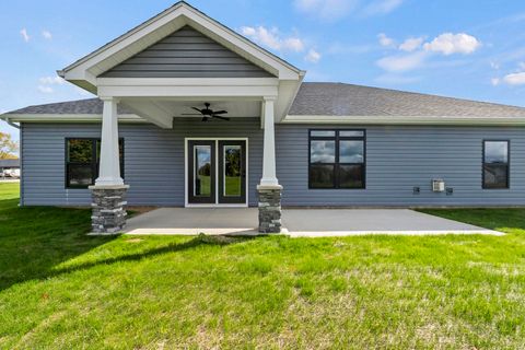 Tiny photo for 35 Dolby Way, Angola, IN 46703 (MLS # 202609410)