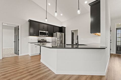 Tiny photo for 35 Dolby Way, Angola, IN 46703 (MLS # 202609410)