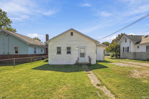 Tiny photo for 1102 E Washington Street, Frankfort, IN 46041 (MLS # 202641899)