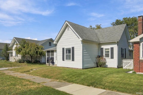 Tiny photo for 1102 E Washington Street, Frankfort, IN 46041 (MLS # 202641899)