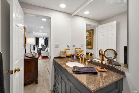 Tiny photo for 100 NW First Street #205, Evansville, IN 47708 (MLS # 202618399)