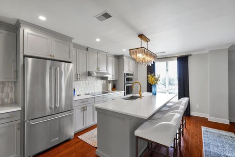 Tiny photo for 100 NW First Street #205, Evansville, IN 47708 (MLS # 202618399)