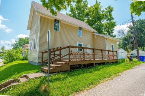 Tiny photo for 213 W Virginia Avenue, Kokomo, IN 46901 (MLS # 202526559)