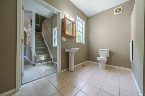Tiny photo for 213 W Virginia Avenue, Kokomo, IN 46901 (MLS # 202526559)