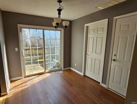 Tiny photo for 3987 S Cramer Circle, Bloomington, IN 47403 (MLS # 202616163)