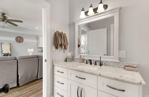 Tiny photo for 9821 N Marine Key Drive, Syracuse, IN 46567 (MLS # 202612685)