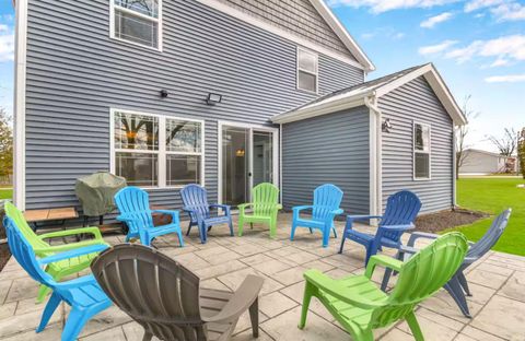 Tiny photo for 9821 N Marine Key Drive, Syracuse, IN 46567 (MLS # 202612685)