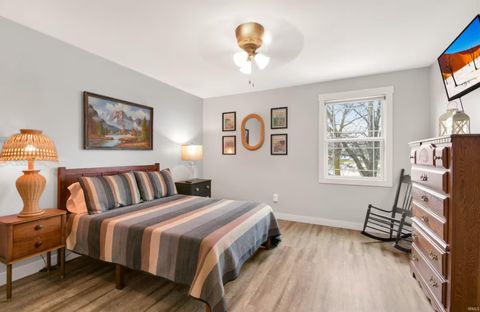 Tiny photo for 9821 N Marine Key Drive, Syracuse, IN 46567 (MLS # 202612685)