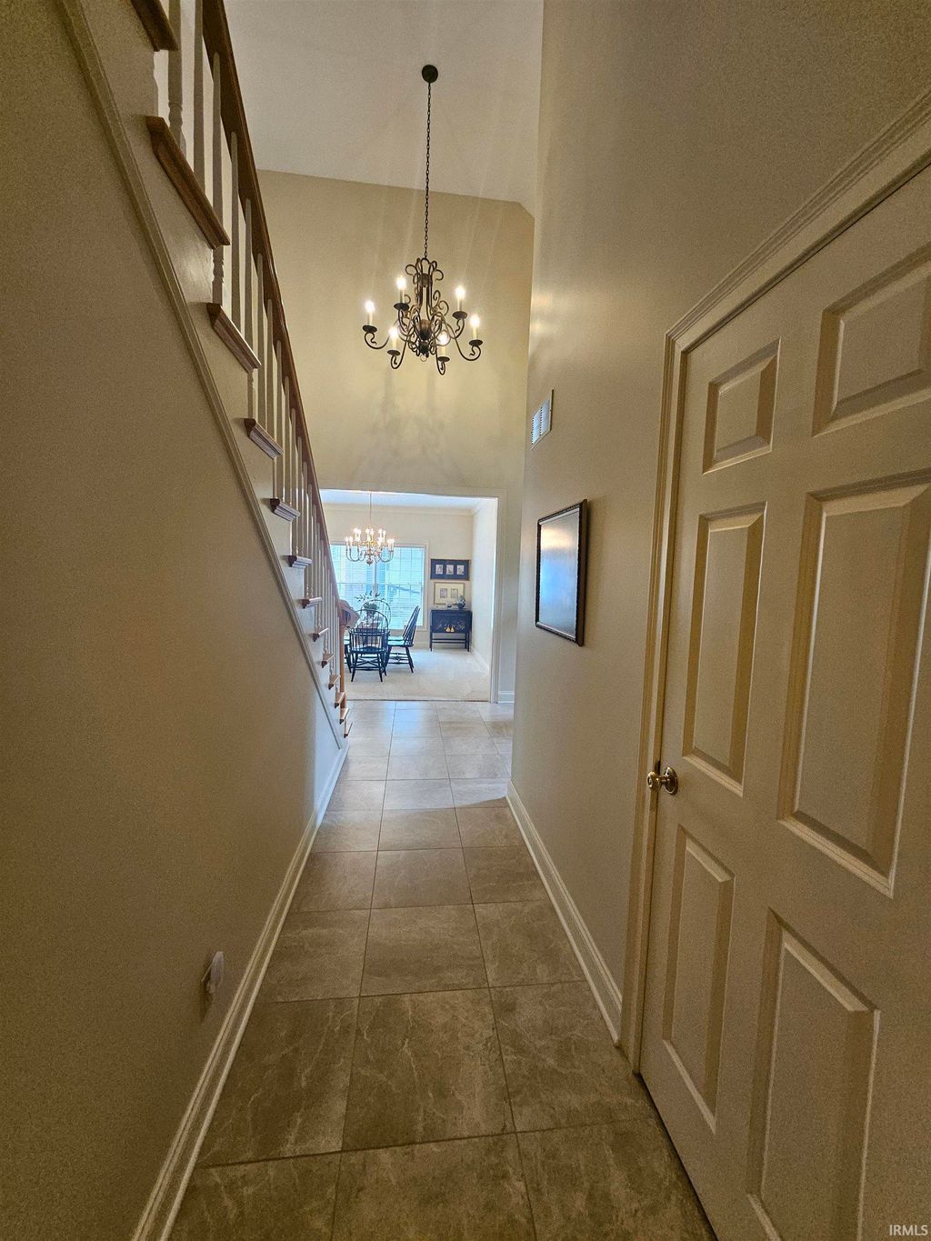 Photo of 4111 Fairfax Court, Evansville, IN 47710 (MLS # 202611287)