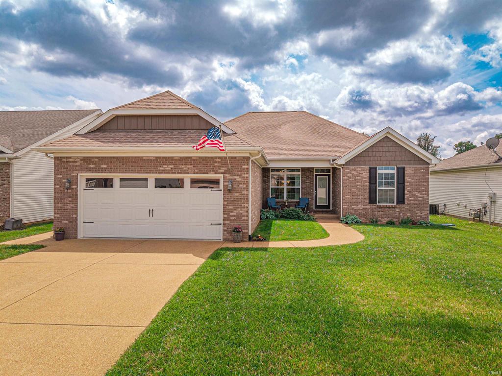 Photo of 2209 Longway Court, Evansville, IN 47711 (MLS # 202616066)