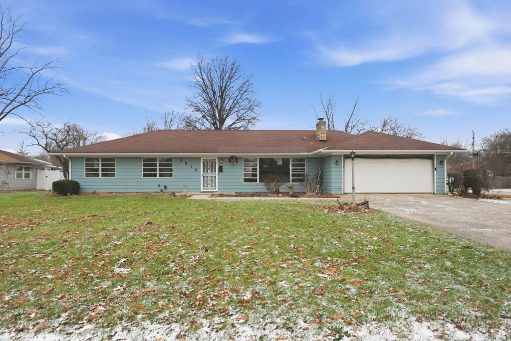 Photo of 2535 Hoevelwood Drive, Fort Wayne, IN 46806 (MLS # 202600234)