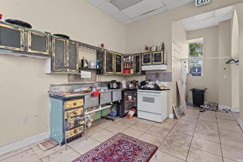 Tiny photo for 311 W Walnut Street, Kokomo, IN 46901 (MLS # 202625558)