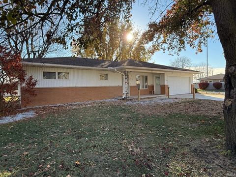 Photo of 338 W James Street, Francesville, IN 47946 (MLS # 202547214)