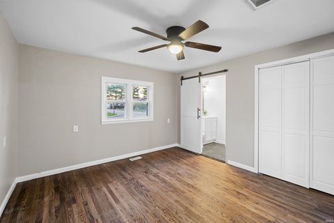 Tiny photo for 514 W 7th Street, Jonesboro, IN 46938 (MLS # 202612299)