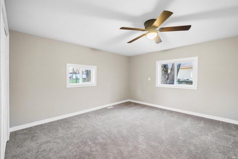 Tiny photo for 514 W 7th Street, Jonesboro, IN 46938 (MLS # 202612299)