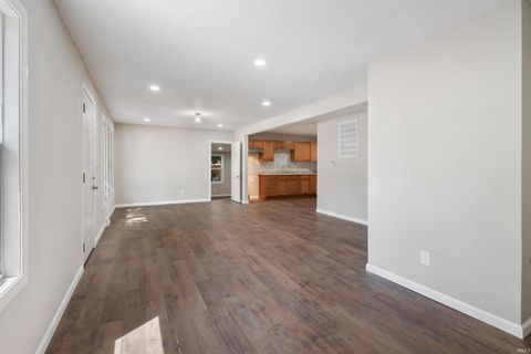 Tiny photo for 1914 Woodlawn Avenue, Logansport, IN 46947 (MLS # 202537221)