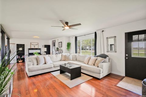 Tiny photo for 8696 E State Road 18, Galveston, IN 46932 (MLS # 202614432)