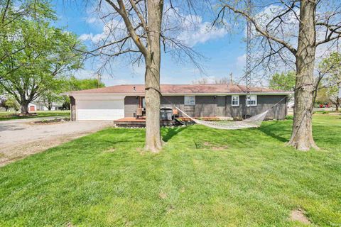 Tiny photo for 8696 E State Road 18, Galveston, IN 46932 (MLS # 202614432)