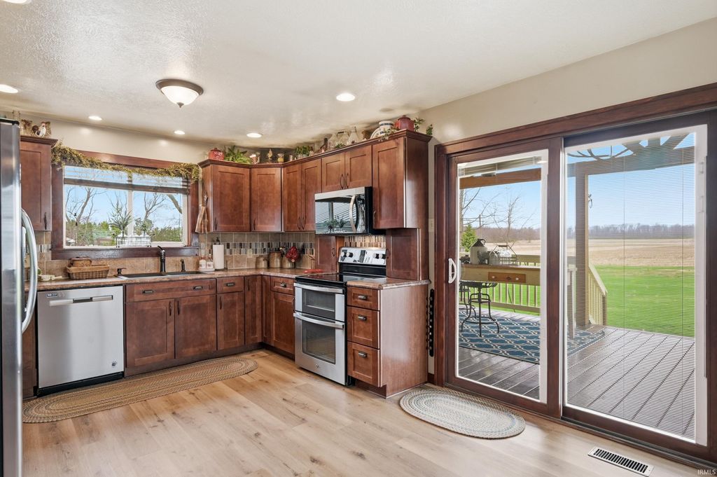 Photo of 10060 W County Road 400 S, Daleville, IN 47334 (MLS # 202610924)