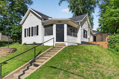 Photo of 1511 Michigan Avenue, Logansport, IN 46947 (MLS # 202621703)