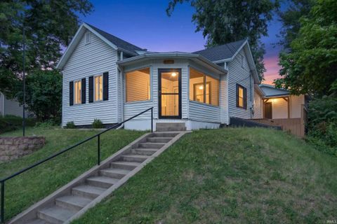 Tiny photo for 1511 Michigan Avenue, Logansport, IN 46947 (MLS # 202621703)