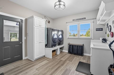 Tiny photo for 14312 Pulver Road, Fort Wayne, IN 46845 (MLS # 202539591)