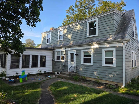 Tiny photo for 511 S Illinois Street, Monticello, IN 47960 (MLS # 202636698)