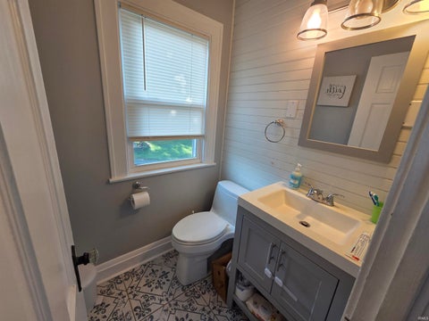 Tiny photo for 511 S Illinois Street, Monticello, IN 47960 (MLS # 202636698)