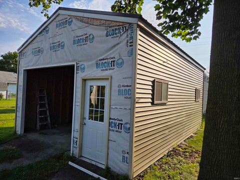 Tiny photo for 511 S Illinois Street, Monticello, IN 47960 (MLS # 202636698)